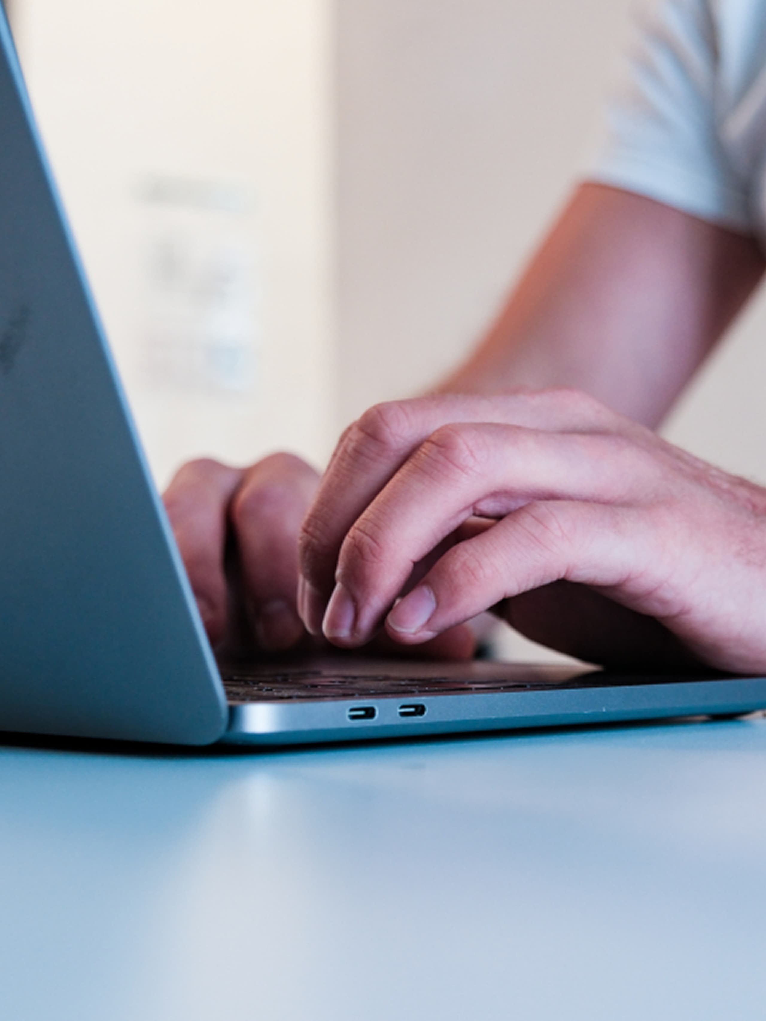 Entwicklung einer digitalen Lösung am Laptop