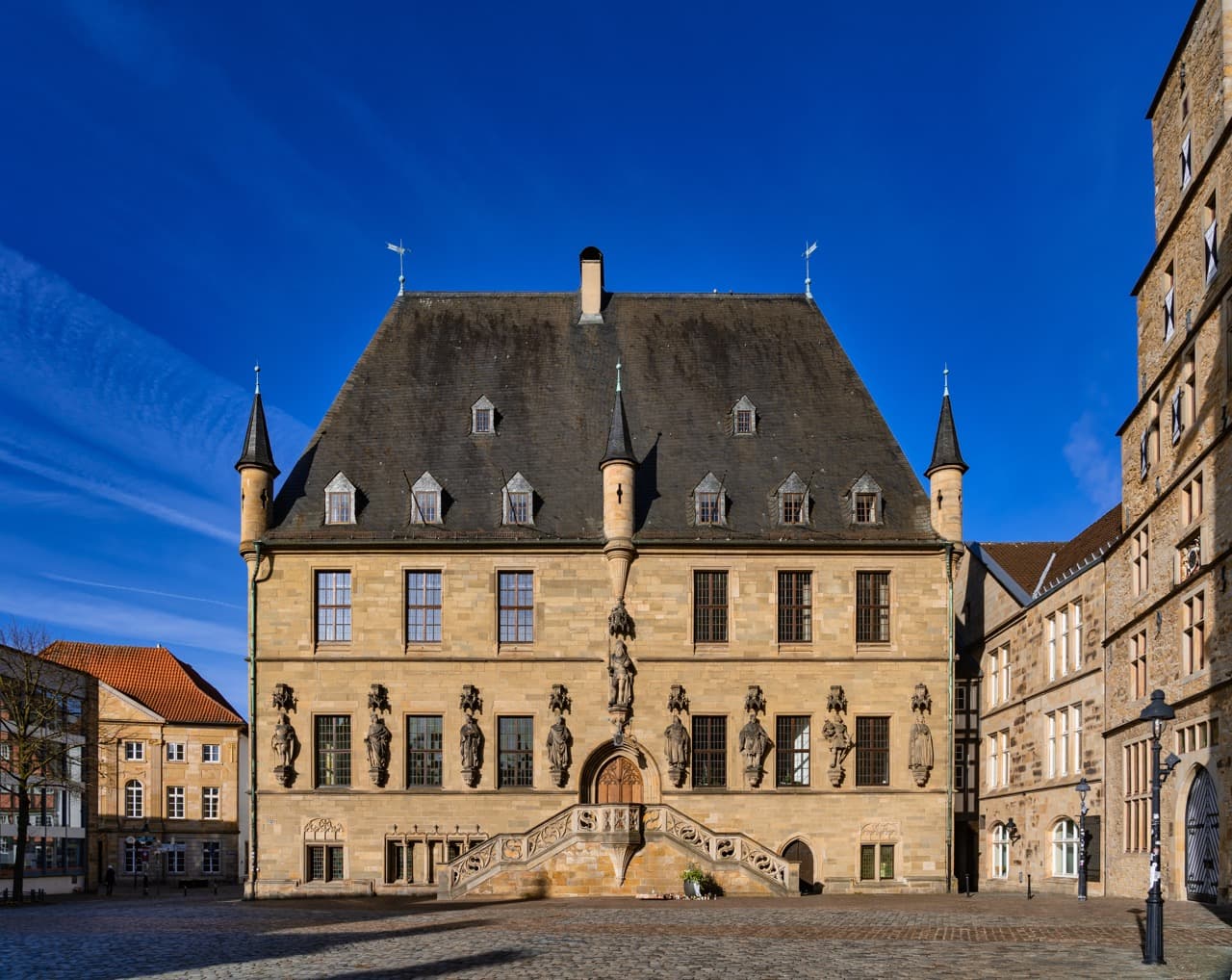 Rathaus Osnabrueck Adobe Stock 431550300