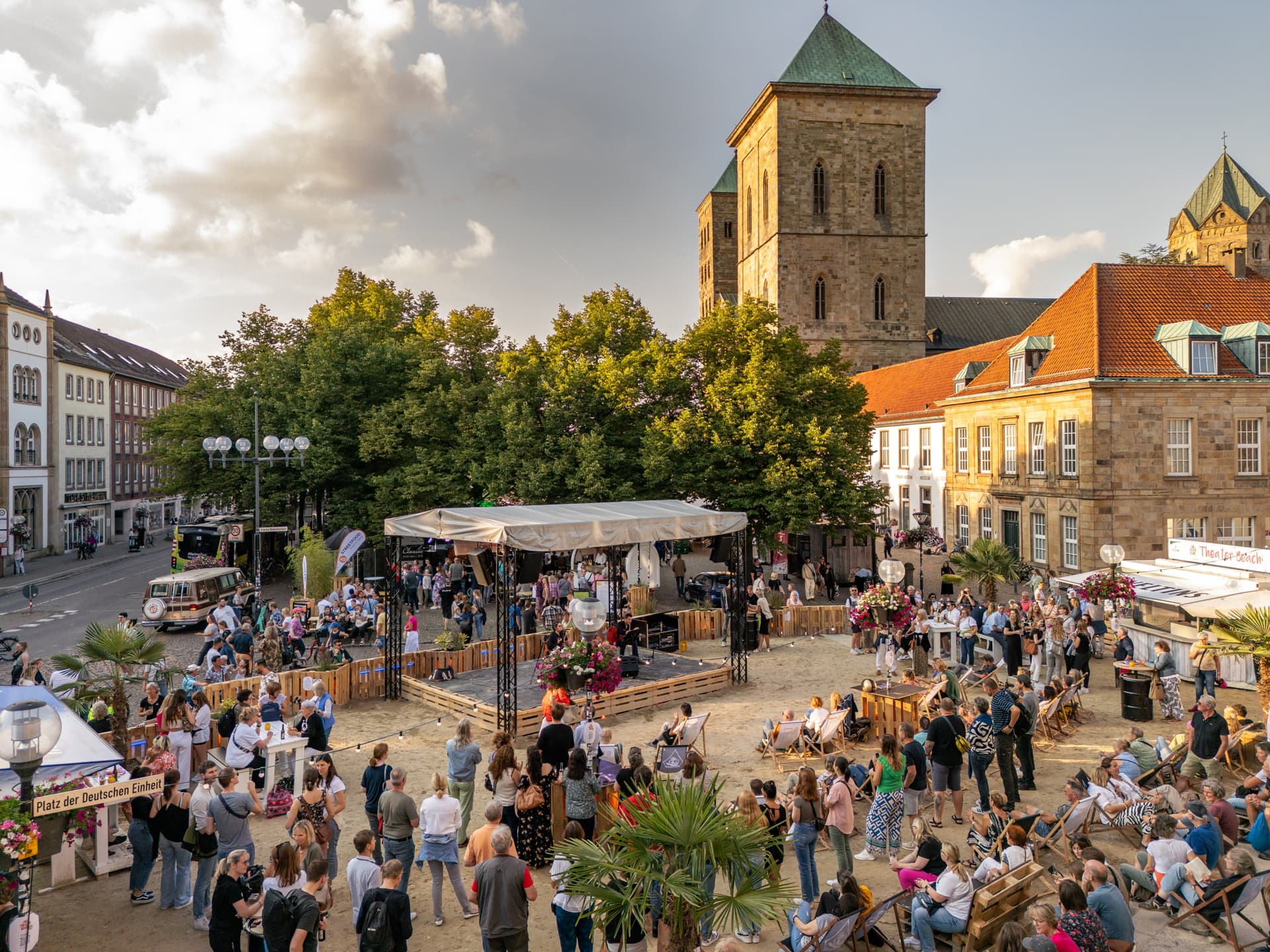 Muuuh Case Osnabrueck Theater Beach Osnabrueck
