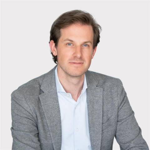 Portrait von Florian Baur von mobile.de