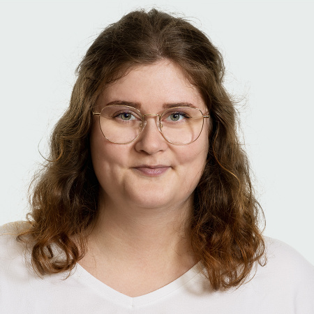 Porträt von Lisa Voss